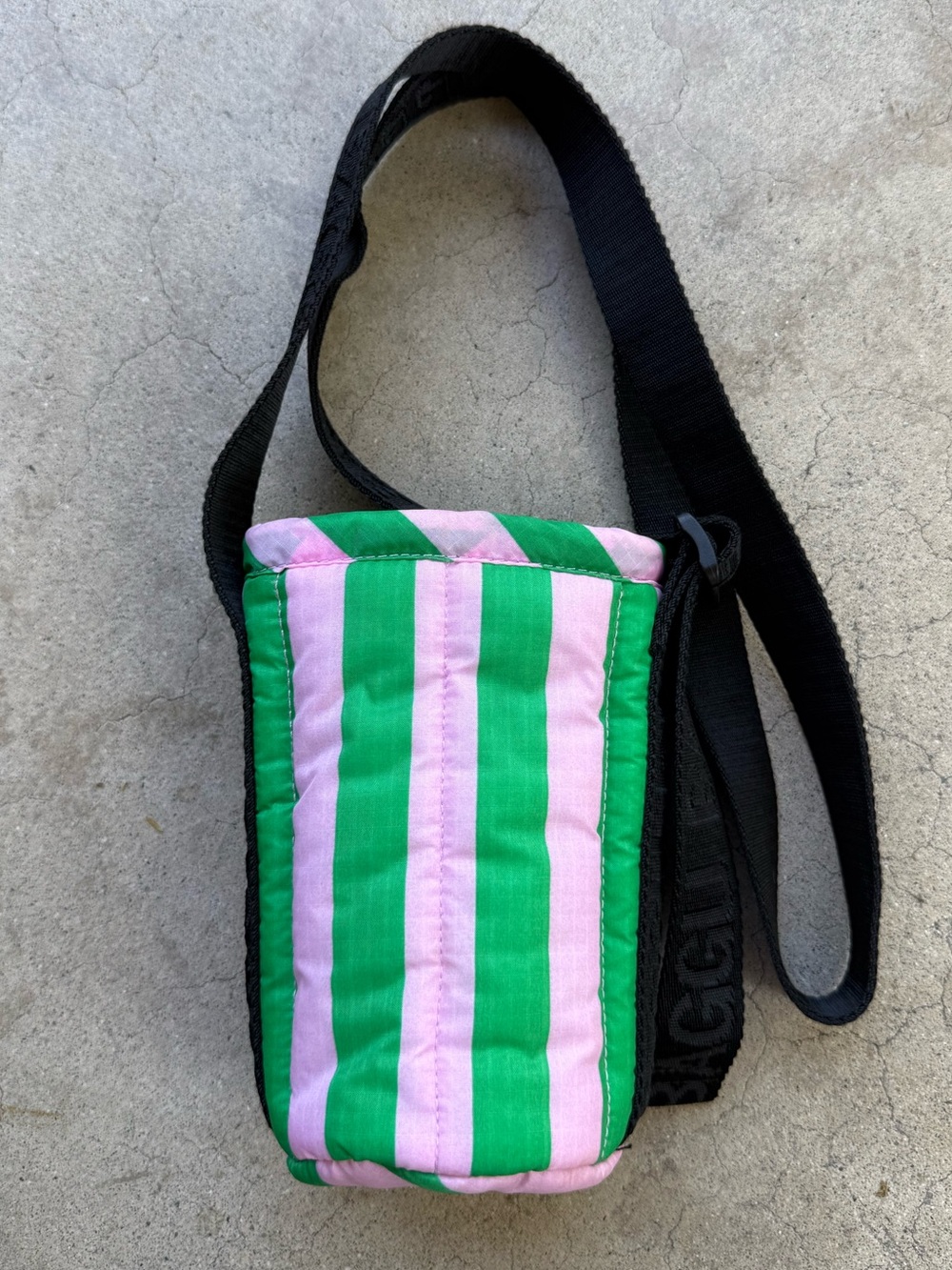 BAGGU Puffy Water Bottle Sling Pink Green Awning Stripe
